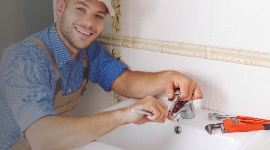 Handle or spout repair in Broseley, MO
